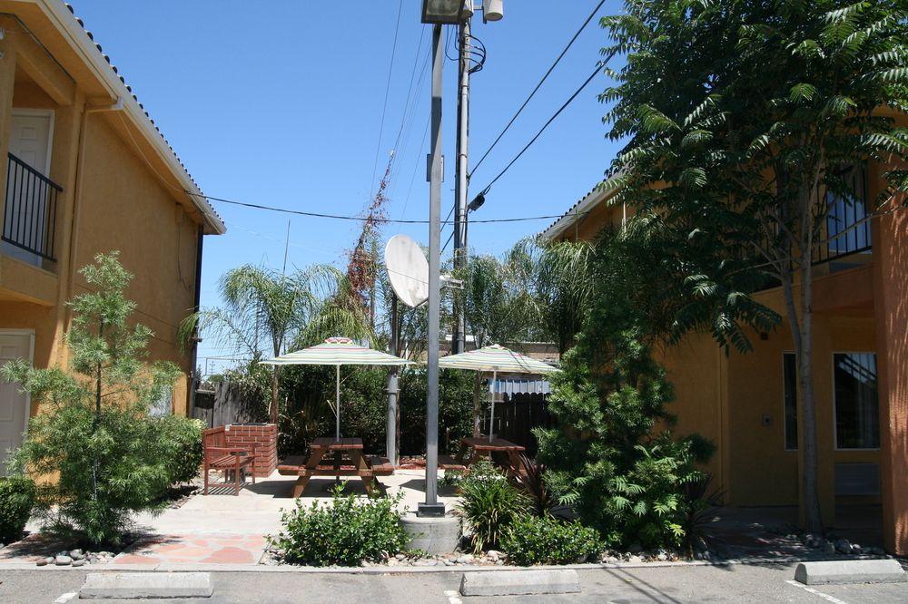 Econo Lodge Inn & Suites Lodi - Wine Country Area Eksteriør bilde