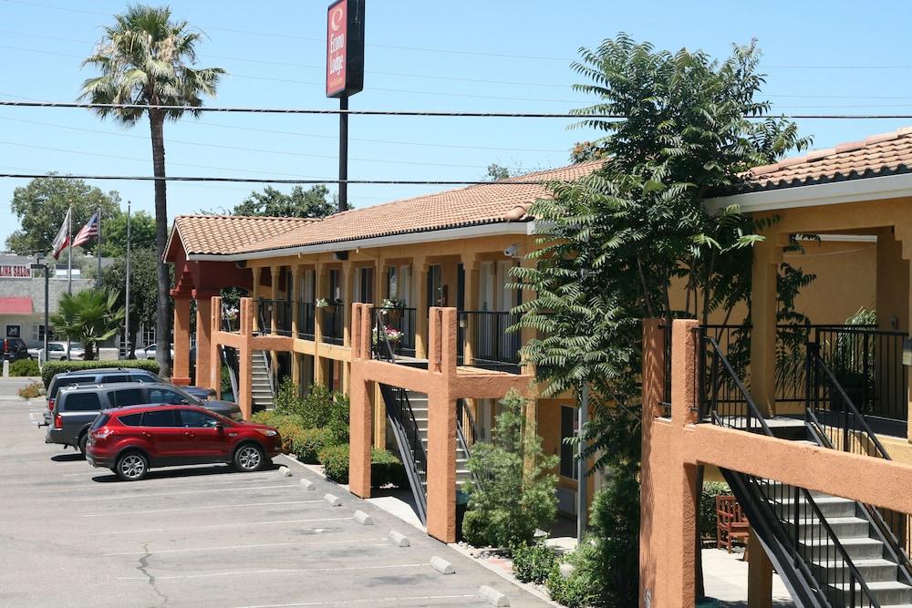 Econo Lodge Inn & Suites Lodi - Wine Country Area Eksteriør bilde