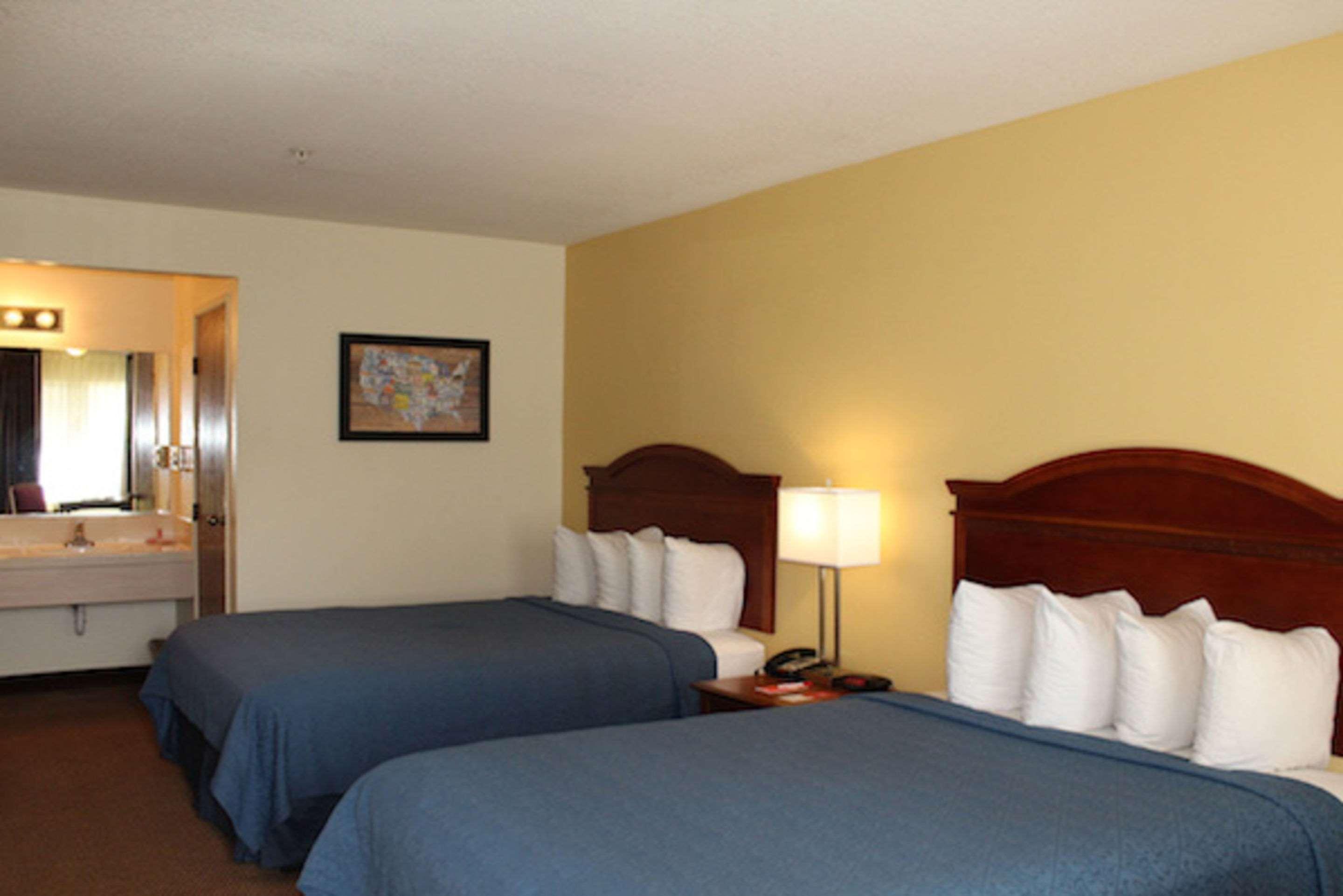 Econo Lodge Inn & Suites Lodi - Wine Country Area Eksteriør bilde