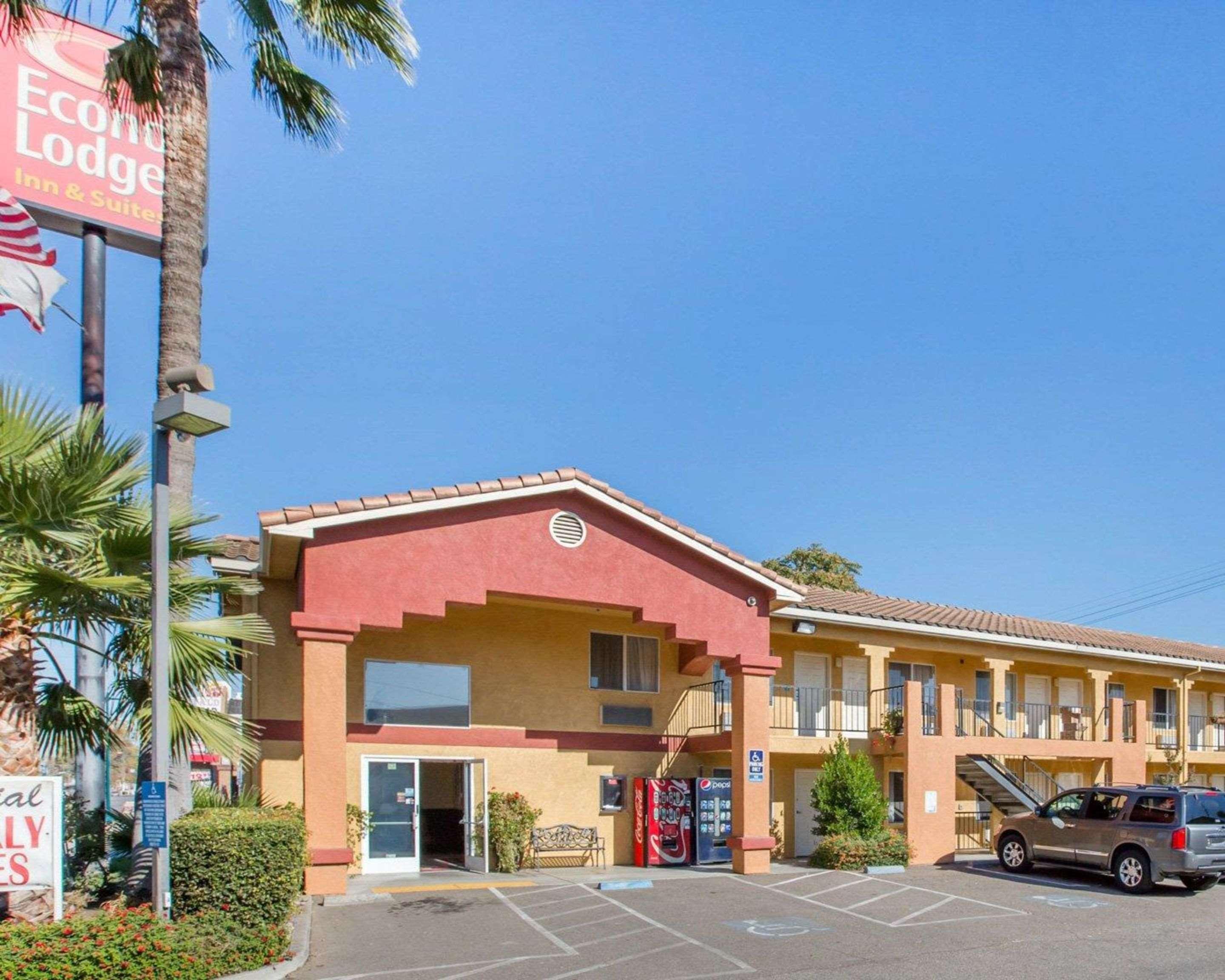 Econo Lodge Inn & Suites Lodi - Wine Country Area Eksteriør bilde