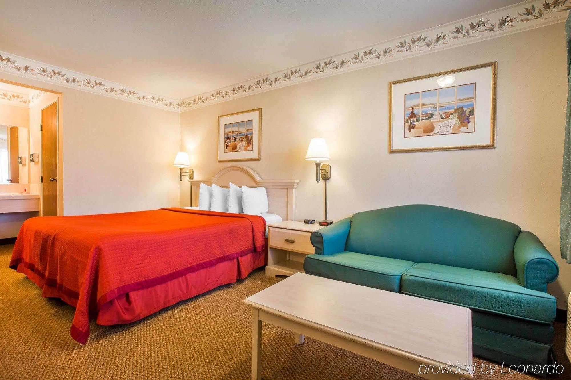 Econo Lodge Inn & Suites Lodi - Wine Country Area Eksteriør bilde