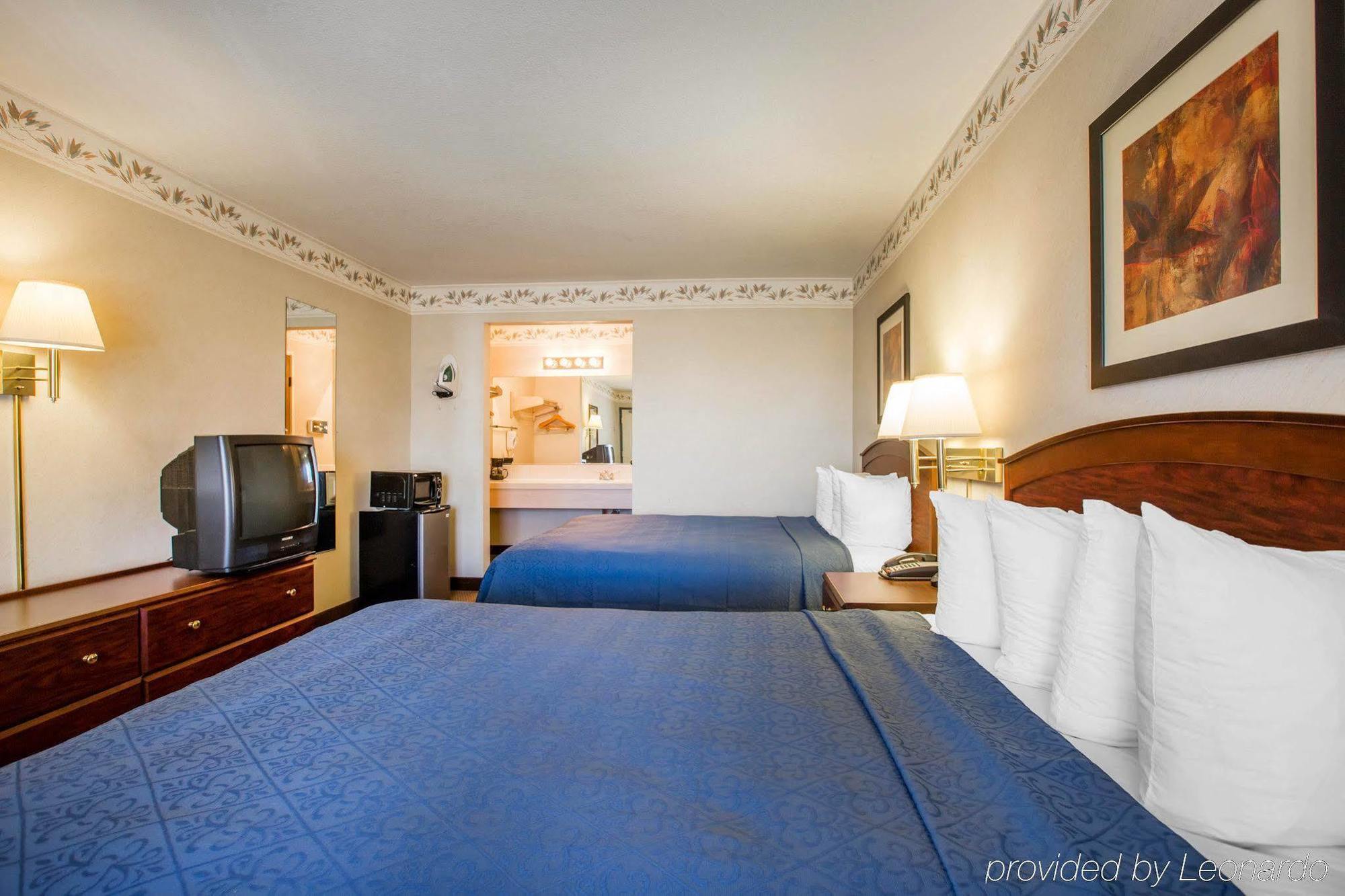 Econo Lodge Inn & Suites Lodi - Wine Country Area Eksteriør bilde
