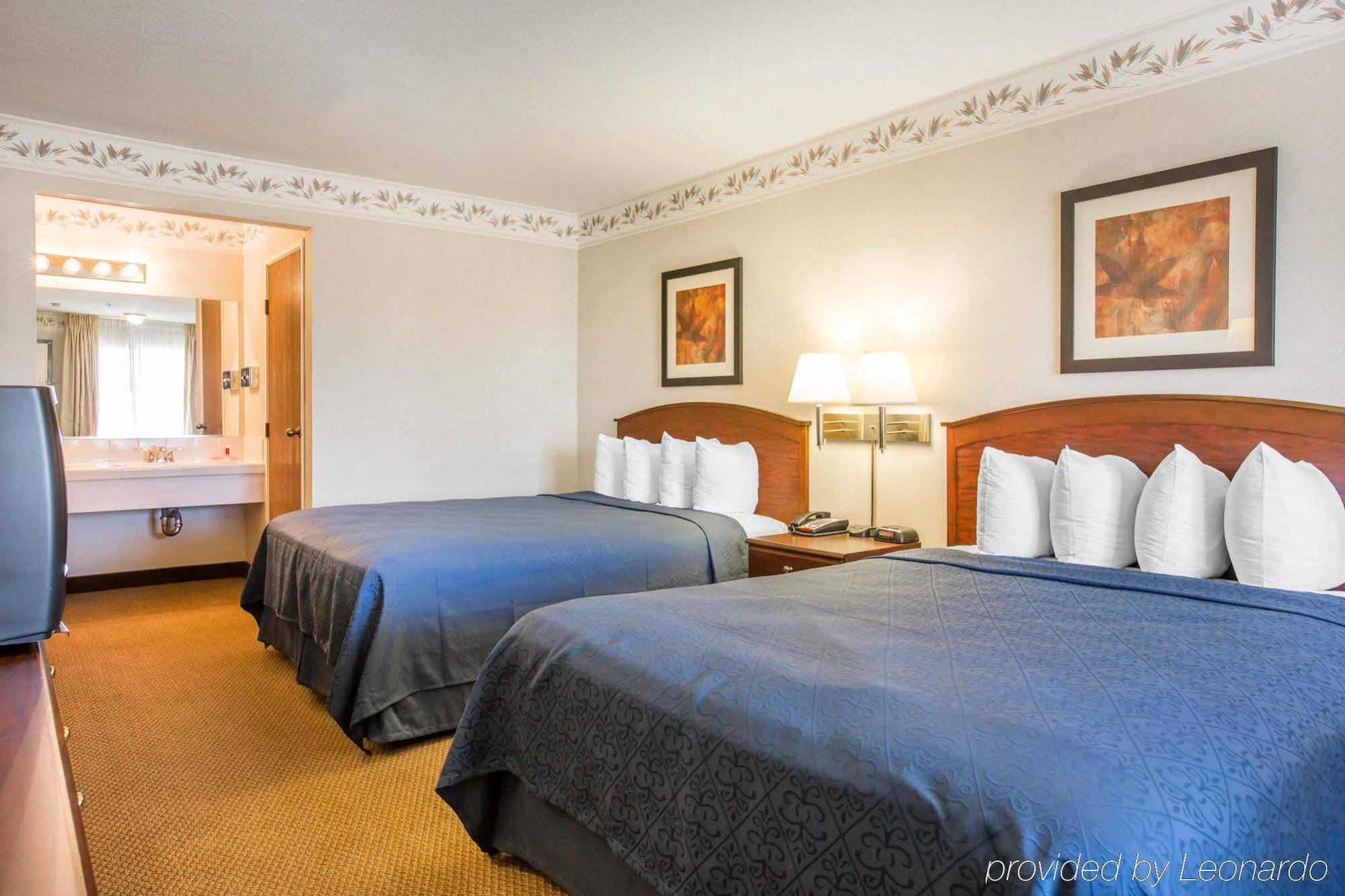 Econo Lodge Inn & Suites Lodi - Wine Country Area Eksteriør bilde