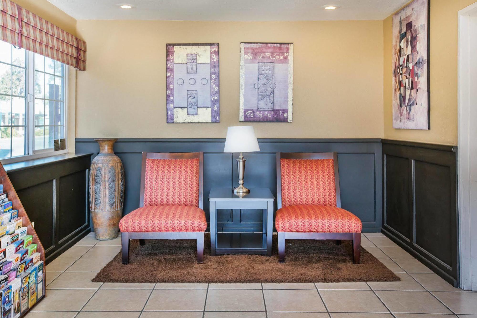 Econo Lodge Inn & Suites Lodi - Wine Country Area Eksteriør bilde