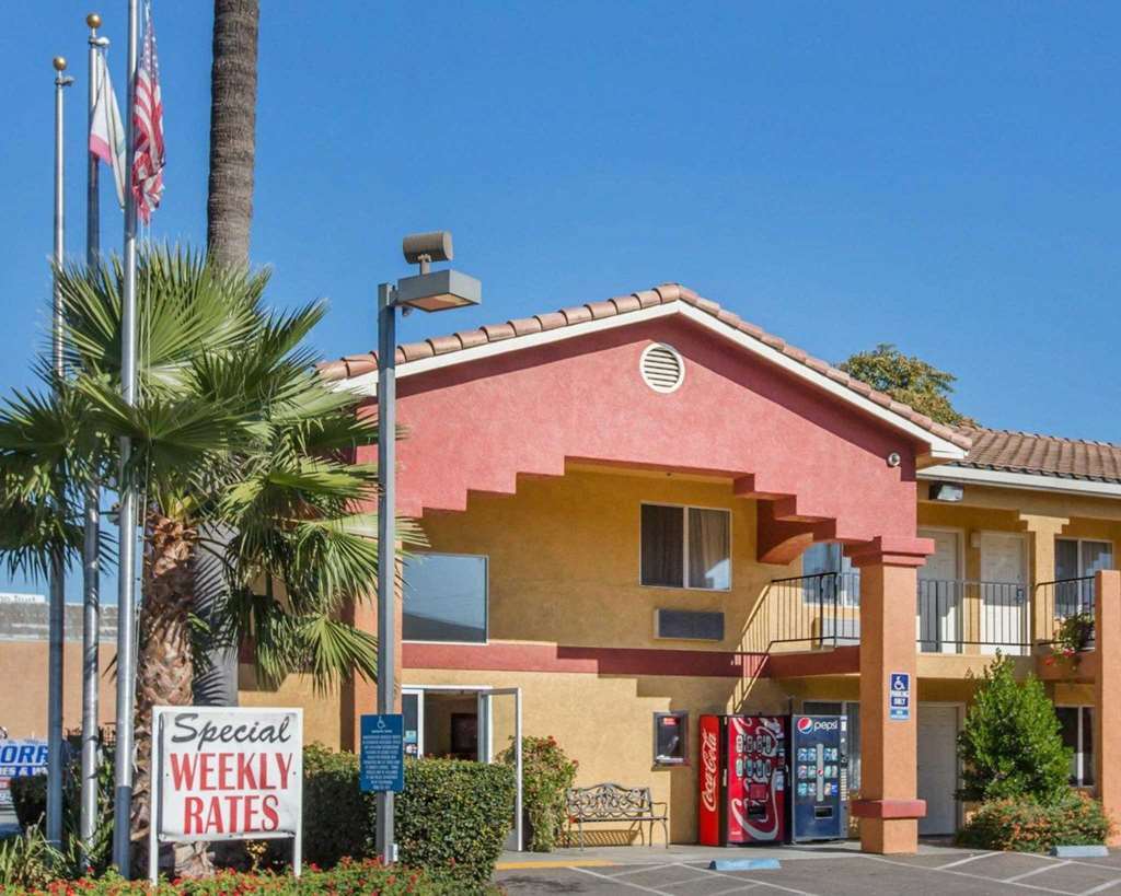 Econo Lodge Inn & Suites Lodi - Wine Country Area Eksteriør bilde